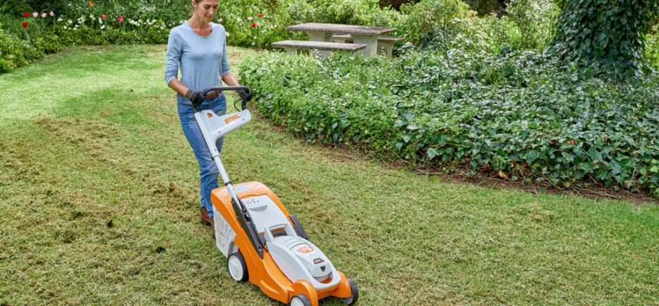 Miért foltosodik a gyep, mit tehetünk ellene?